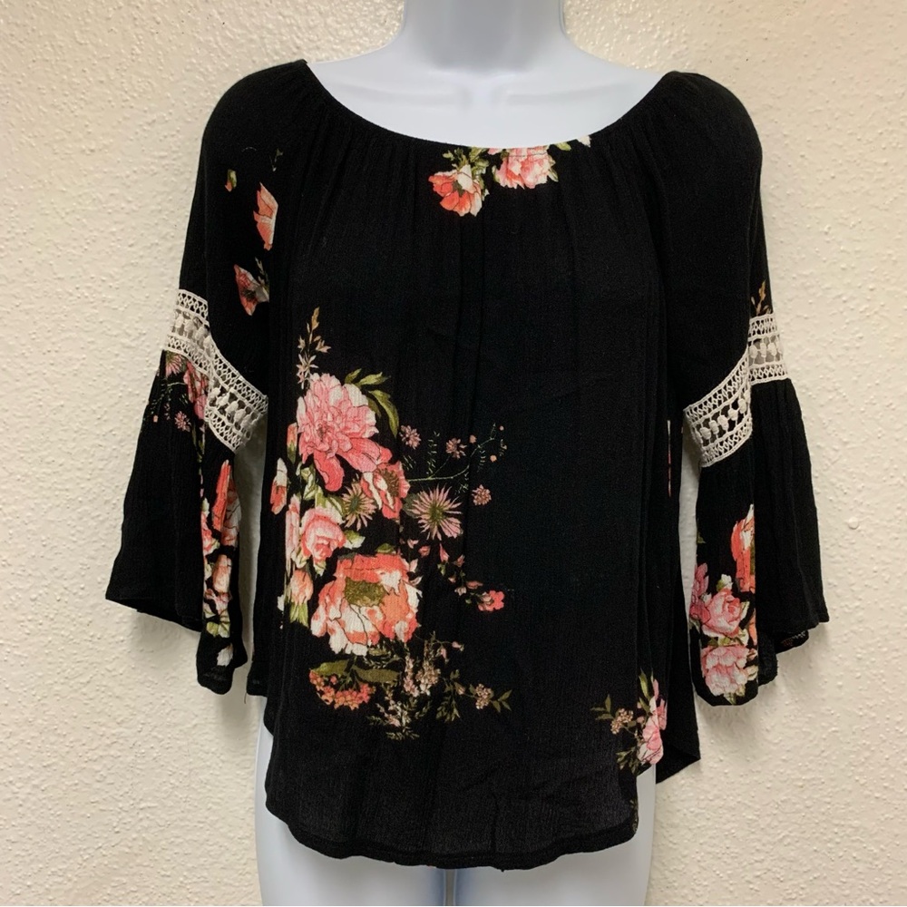 Adara Black Floral Top 3/4 Bell Sleeve Size S